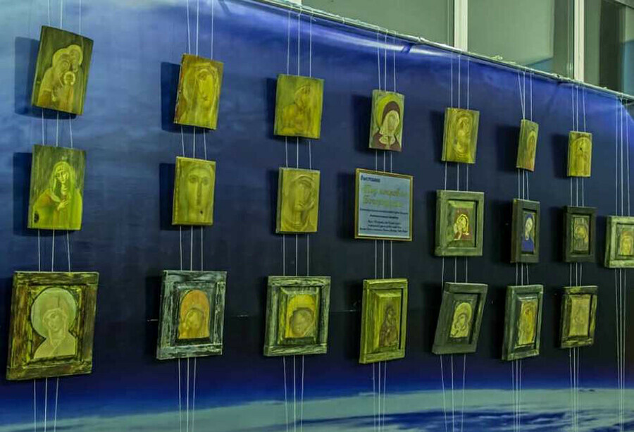 Выставка икон написанных главой Циолковского собрала 40 тысяч рублей Куда пойдут эти деньги