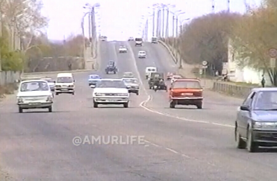 Японки и советский автопром Дороги Благовещенска в 1997