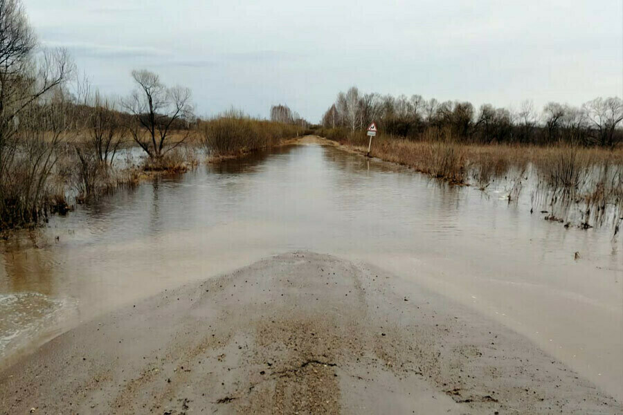 В Приамурье изза обильных осадков размыло трассу 
