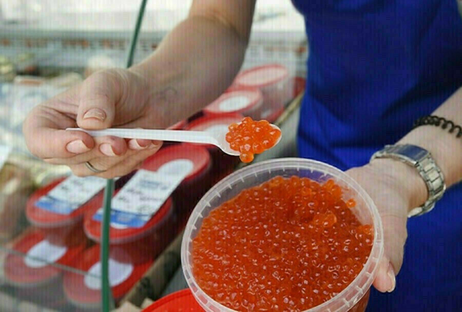 Полный запрет на провоз красной икры предложили в Россельхознадзоре