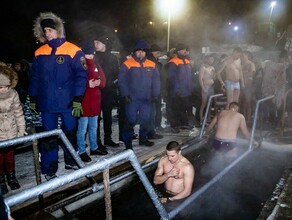 Плыть или не плыть администрации в Приамурье спрашивают у народа устраивать ли крещенские купания