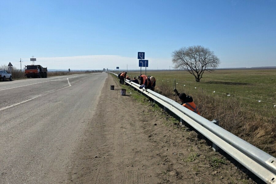 Ремонт почти 10ти километрового участка трассы начался в Приамурье фото 