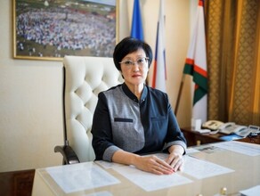 Якутская гордума приняла отставку мэра Авксентьевой Кто занял ее место