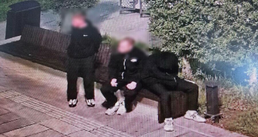 Вандалы разломали столы для тенниса установленные на площади Благовещенска
