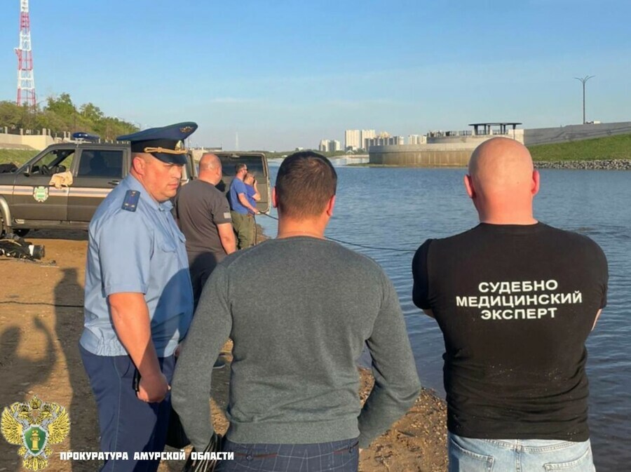 Трагедия на затоне недавно открытой Серебряной мили там утонула 16летняя девочка видео 18