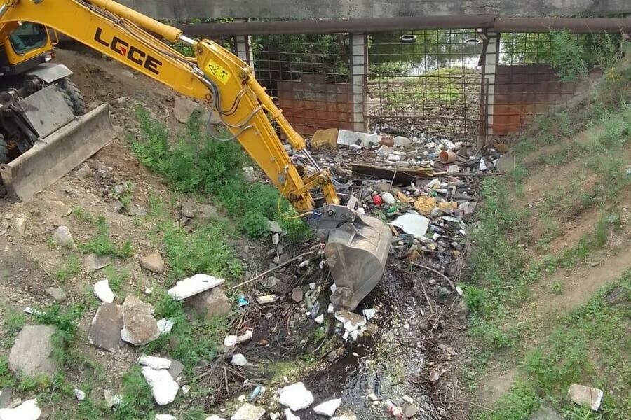 До и после работы по расчистке Бурхановки провели в Благовещенске фото