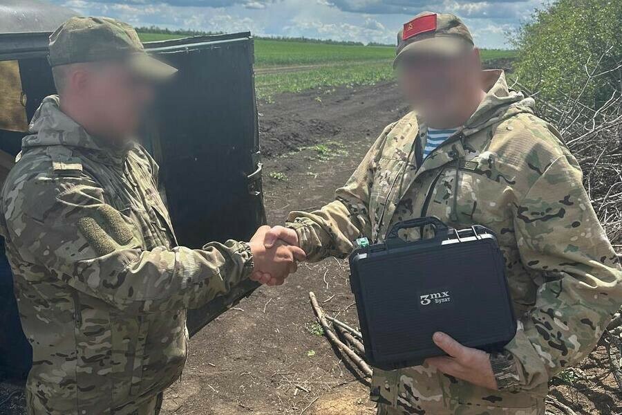 Глава Приамурья рассказал что отправили амурским военным в зону СВО 
