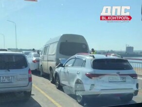 На мосту через Зею в Благовещенске произошли два тройных ДТП фото