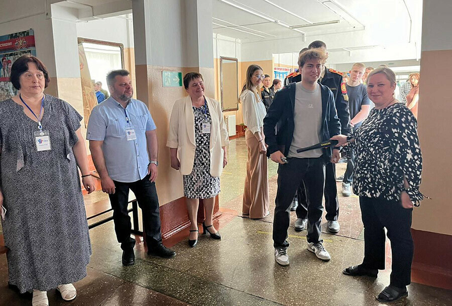 Стало известно сколько выпускников в Амурской области сдали первые ЕГЭ на 100 баллов