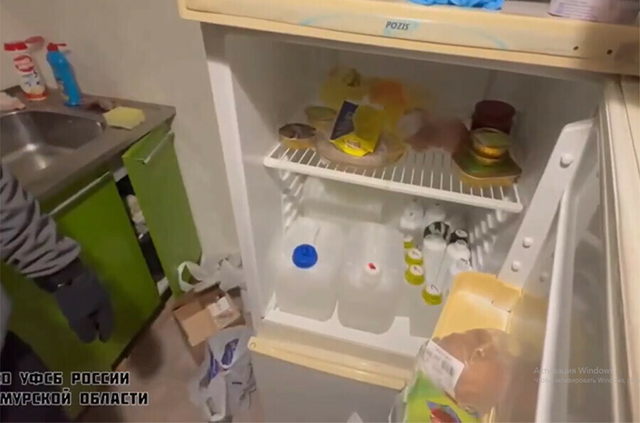 В Амурской области раскрыли нарколабораторию где делали мефедрон видео