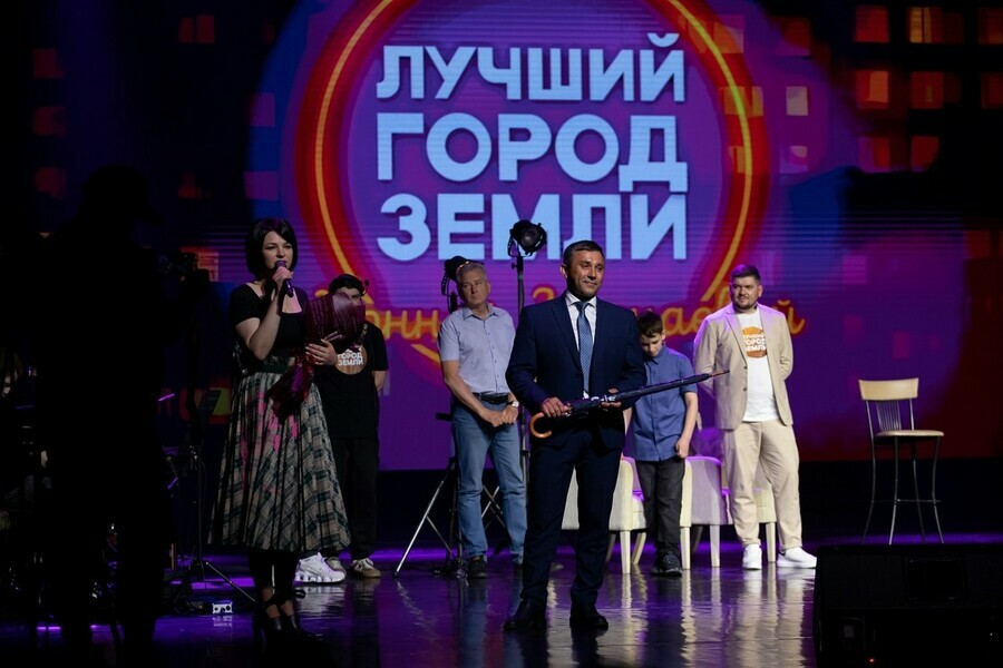 Моя Мишель Шаман или Лепс какая звезда может исполнить неофициальный гимн Благовещенска