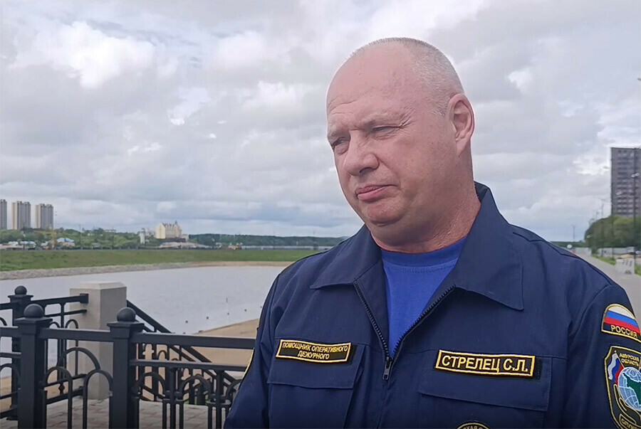 Действовал на автомате благовещенец Сергей Стрелец рассказал как спасал из Амура студентку видео