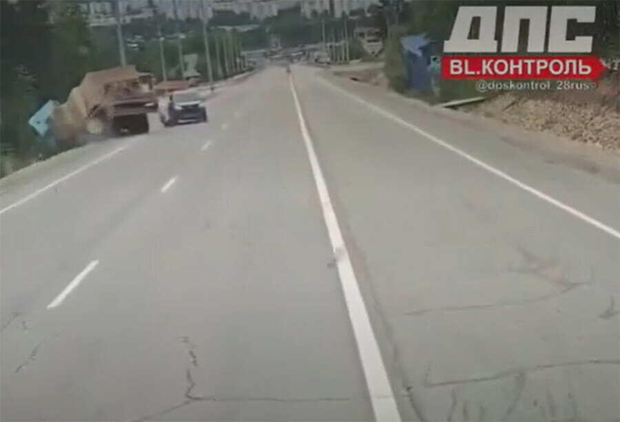  Куда он ушел в Тынде уехал и перевернулся грузовик без водителя
