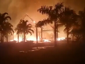 В Занзибаре сгорел отель в котором жили русские туристы видео