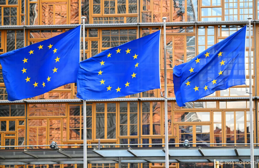 Евросоюз решил продлить санкции против РФ еще на полгода