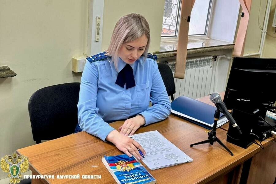 Амурчанка повредила браслет который ей надели в качестве контроля исполнения наказания