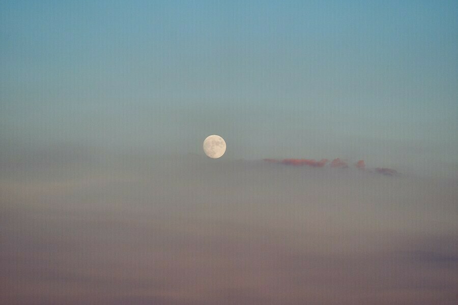 Гороскоп 9 декабря Девам не стоит много думать Скорпионов потянет на авантюры 