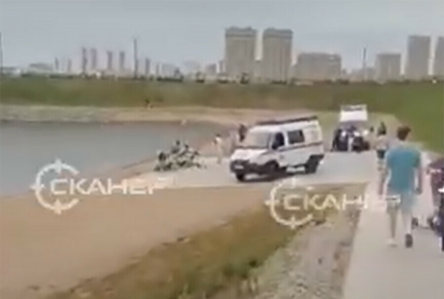 В Благовещенске на Серебряной миле опять произошла трагедия утонул человек видео