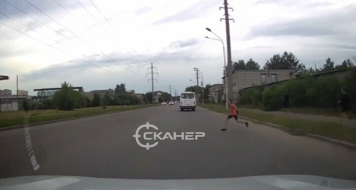 Трагедия на дороге изза детей едва не случилась в Благовещенске видео