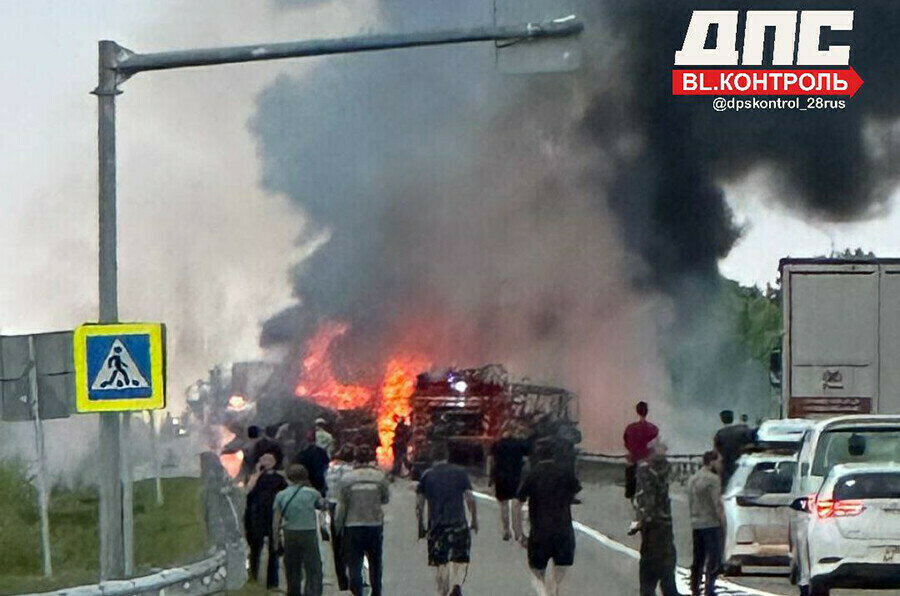 Погиб тракторист о жутком ДТП с возгоранием на федеральной трассе в Приамурье рассказали в полиции 