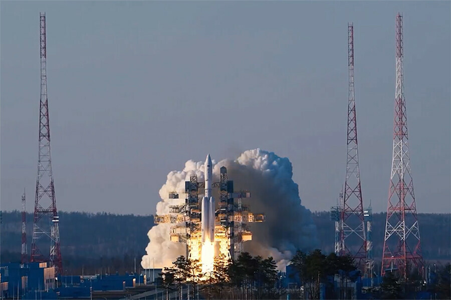 Мощный Восточный технопейзажи амурского космодрома завораживают видео