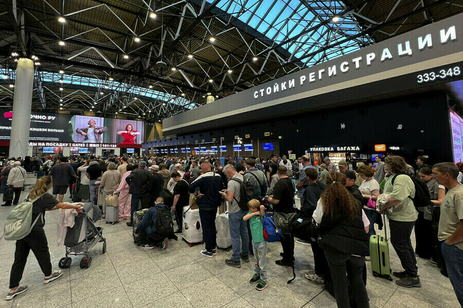 Самолет из Москвы в Благовещенск вылетел с опозданием изза ситуации в Шереметьево