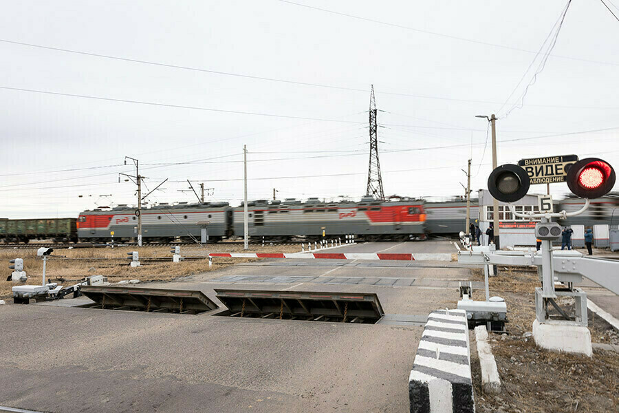 Изза непогоды в Белогорском округе закрыли жд переезд и отменили автобус
