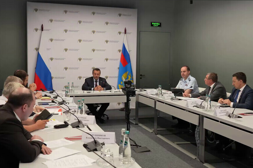 Глава Минтранса РФ выплаты должны быть доведены до родственников пассажиров и экипажа Ан24