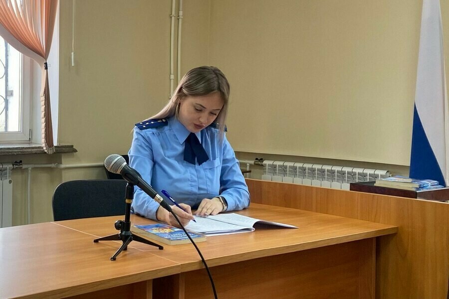 Амурчанин взял со знакомой 300 тысяч рублей за снятие порчи 