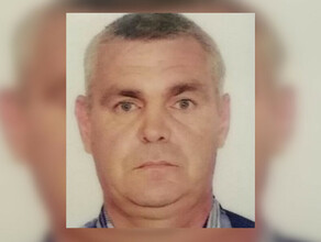 Мужчину с родинкой и татуировкой ищут в Благовещенске 