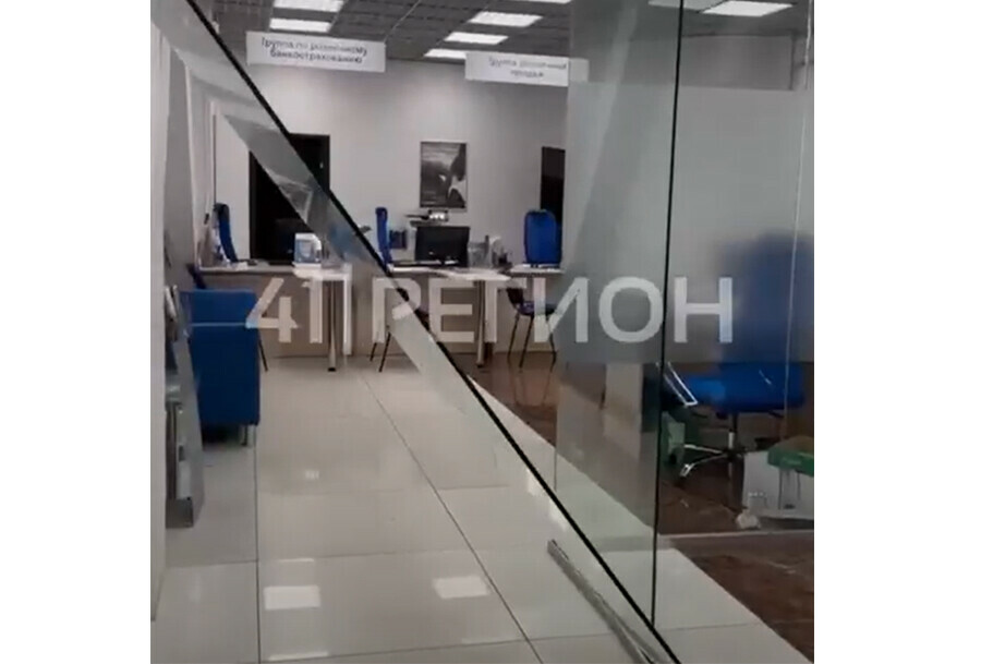 Колокола в церкви звонили сами люди полуодетые выбегали из домов эксблаговещенки живущие на Камчатке рассказали о пережитом видео