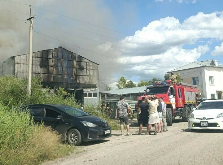 МЧС о пожаре в Благовещенске погибших нет