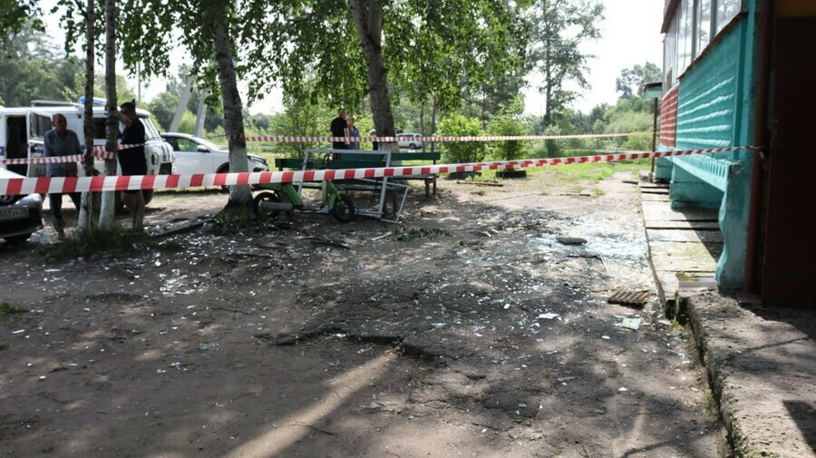 В разрушенной взрывом квартире в амурском селе решили восстанавливать только стены