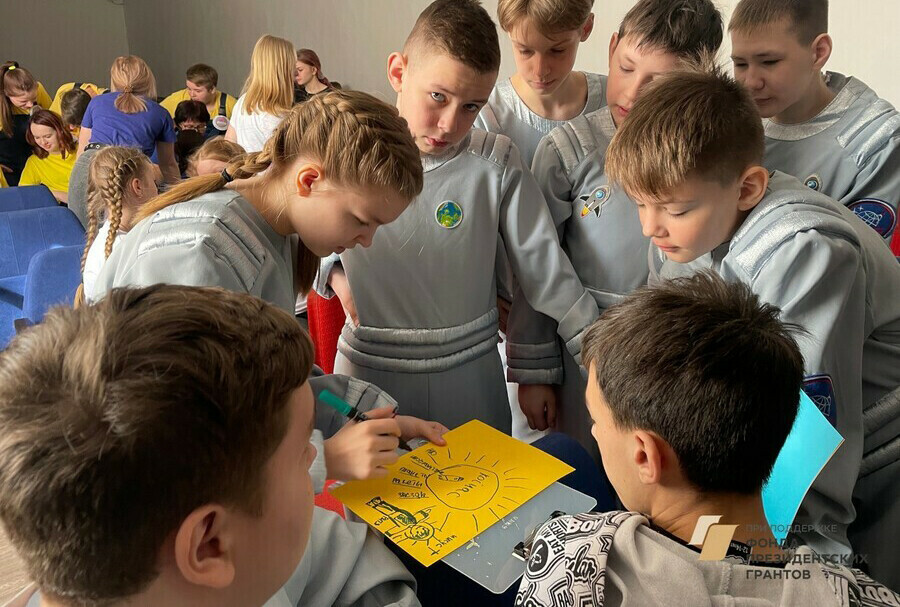 Амурскую молодежь будут учить как играть в КВН