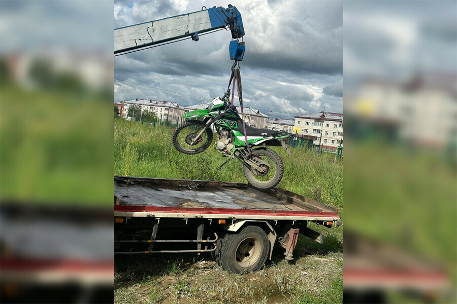 В Благовещенске 17летний парень на мотоцикле удирал от экипажа ДПС