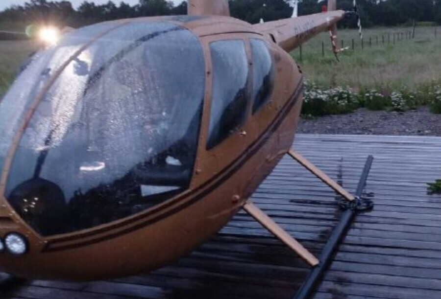 На Камчатке бизнесмен Кан посадил вертолет Робинсон с людьми на вулкан и умер 