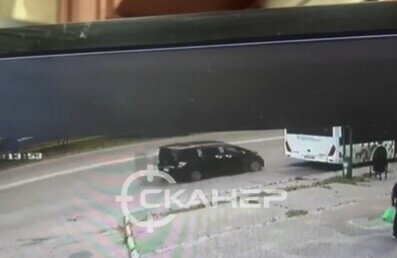 Буквально воткнулся появилось видео момента ДТП с пассажирским автобусом в Благовещенске 