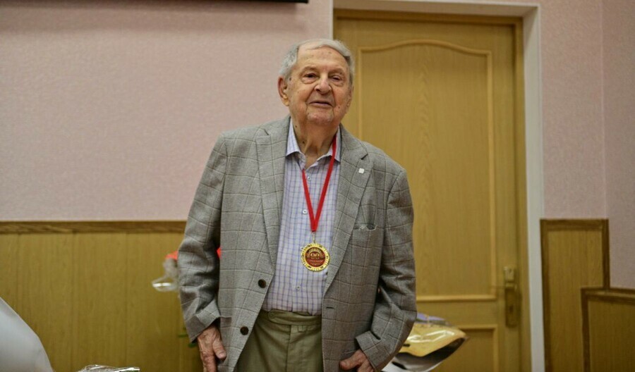 В Амурском краеведческом музее откроется выставка к 90летию геолога Анатолия Сорокина