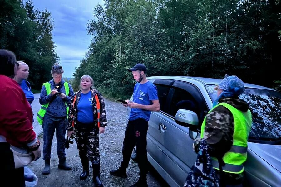 Найдены некоторые вещи 85летнего грибника заблудившегося в тайге Приамурья фото видео