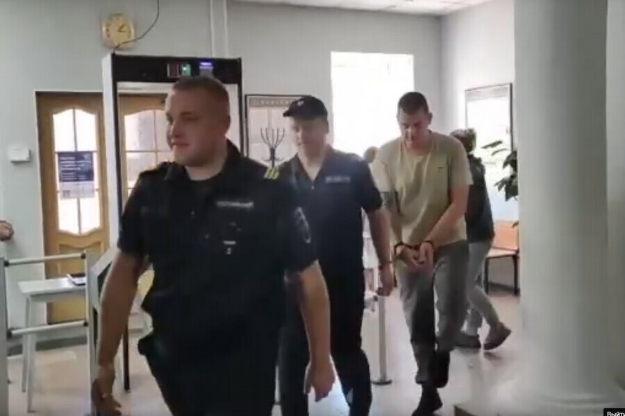 Двух инспекторов ДПС арестовали в Приамурье за совершение двух тяжких преступлений видео