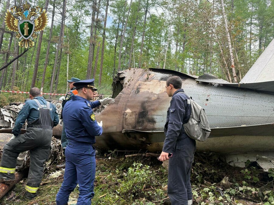 Известия самолет Ан24 потерпевший крушение под Тындой мог разбиться изза путаницы с определением высоты 