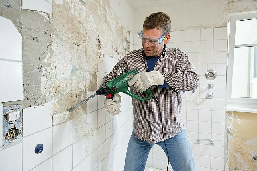 Общественники предлагают проводить ремонт в домах только три дня в неделю