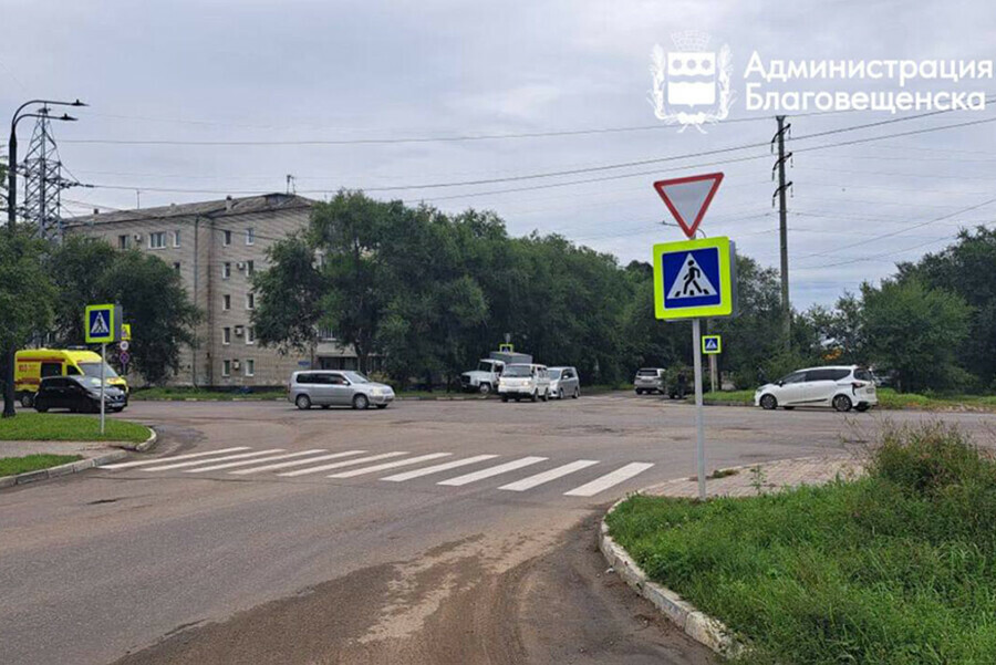 Новая зебра появилась на пересечении улиц в Благовещенске