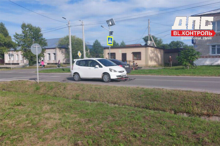 Мальчикавелосипедиста нарушившего правила сбила машина в Завитинске