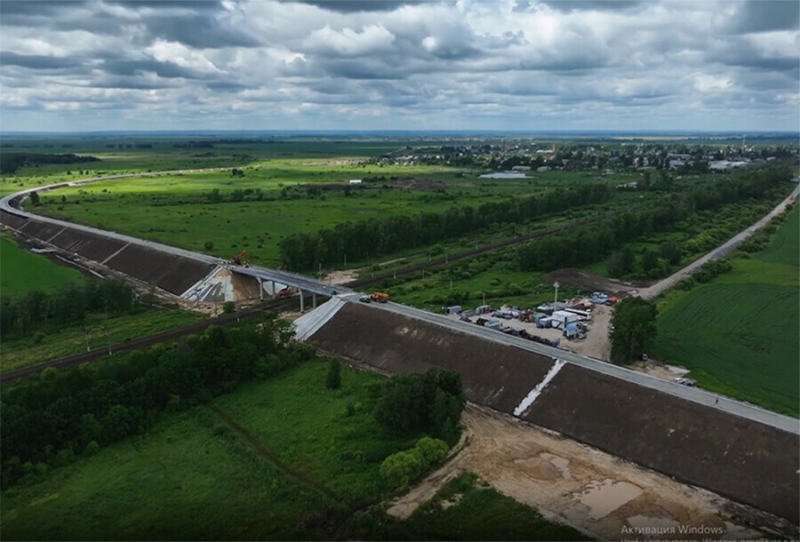 Не надо ждать когда проедет поезд строительство одного из важнейших объектов Приамурья завершается видео