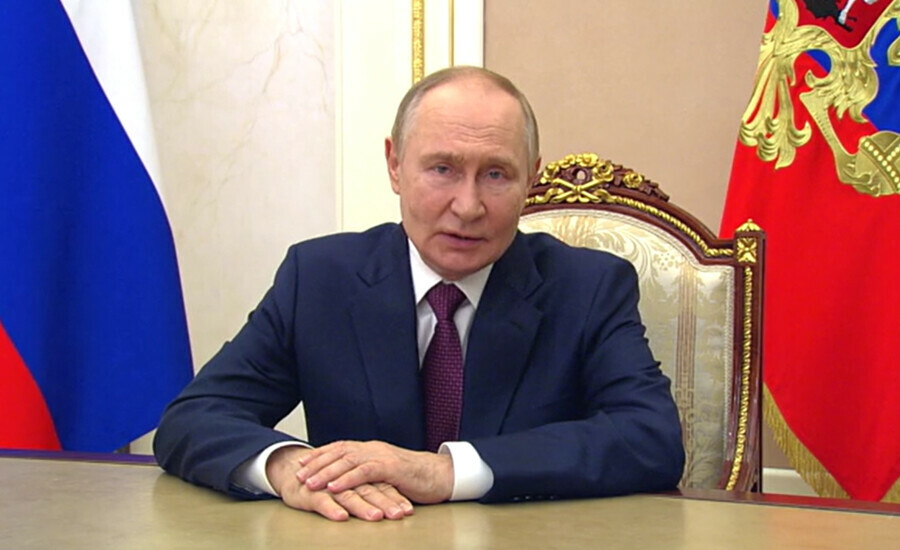 Путин выступил с видеообращением по случаю Дня знаний и рекомендовал особенно учить два предмета