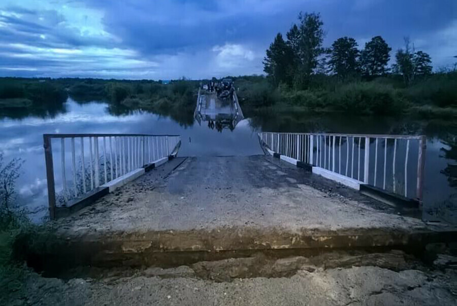 В Приамурье задержан водитель авто причастный к обрушению моста и пытавшийся скрыться
