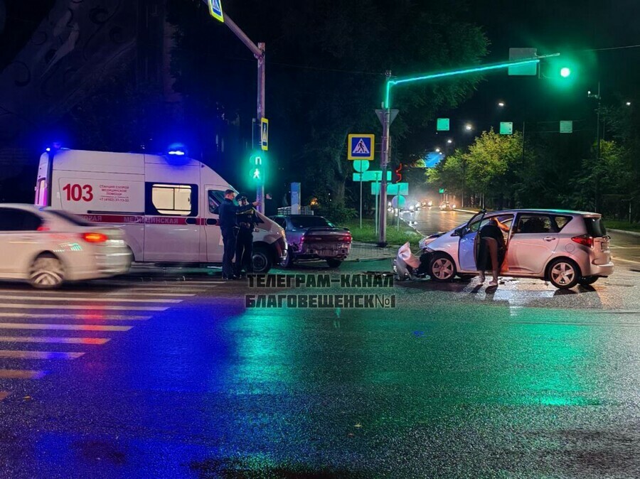 Жесткое ДТП произошло в центре Благовещенска видео