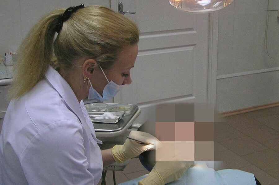 В Амурской области участникам СВО бесплатно делают протезы для зубов