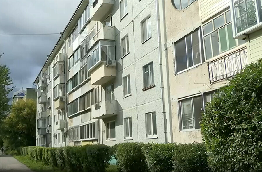 От подвала до кровли проверяют дома в Благовещенске перед отопительным сезоном видео